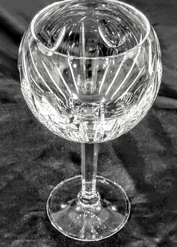 WATERFORD Vintage Millennium HEART LOVE BALLOON WINE Toasting Crystal GLASS - Picture 2 of 6