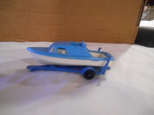 Vintage Matchbox Boat Trailer And Boat No. 9 Toy Car