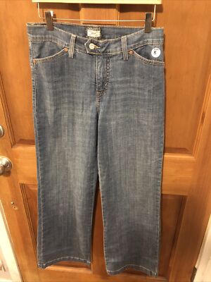 Women's LEVI'S 512 Perfectly Slimming Jeans Size 8 Boot Cut Flap Pocket Medium
