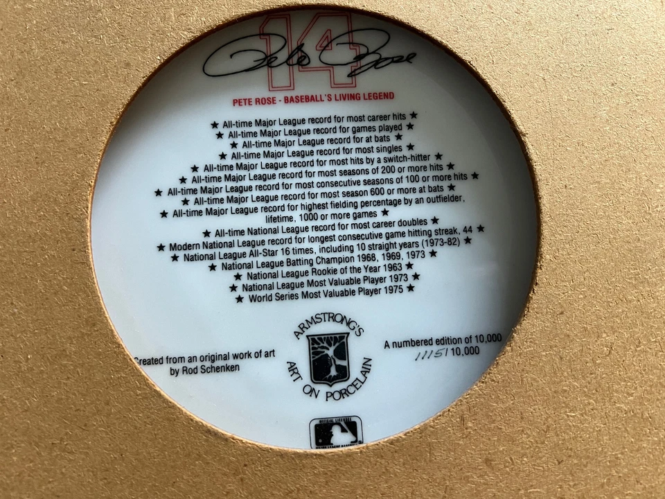 Pete Rose Cincinnati Reds Limited Edition & Numbered 10" Plate and Frame - Image 2 of 4