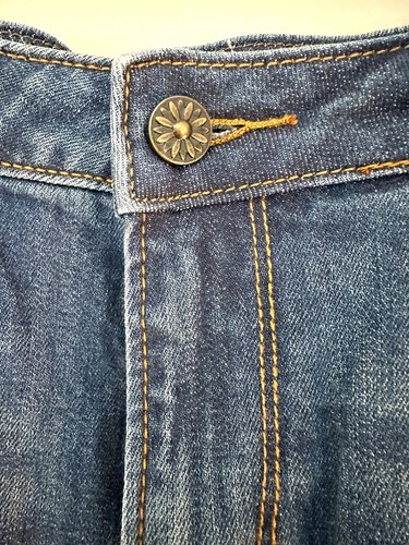 Driftwood Jeans Women 29 Blue Colette Embroidered Sequin Trim Boho NWOT - Picture 2 of 6