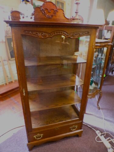 Antique Oak Bookcase curio Cabinet ornate carvings 3 shelves 1900's refinished