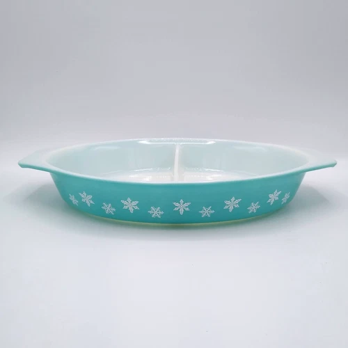 Vintage Pyrex Turquoise Snowflake 1-1/2 Quart Oval Divided Casserole Dish No Lid