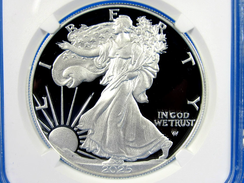 American Silver Eagle 2025 S, "S" acuñado NGC Pf 70 Ucam Adv. Rel., Gaudioso Sig Foto 4 de 4