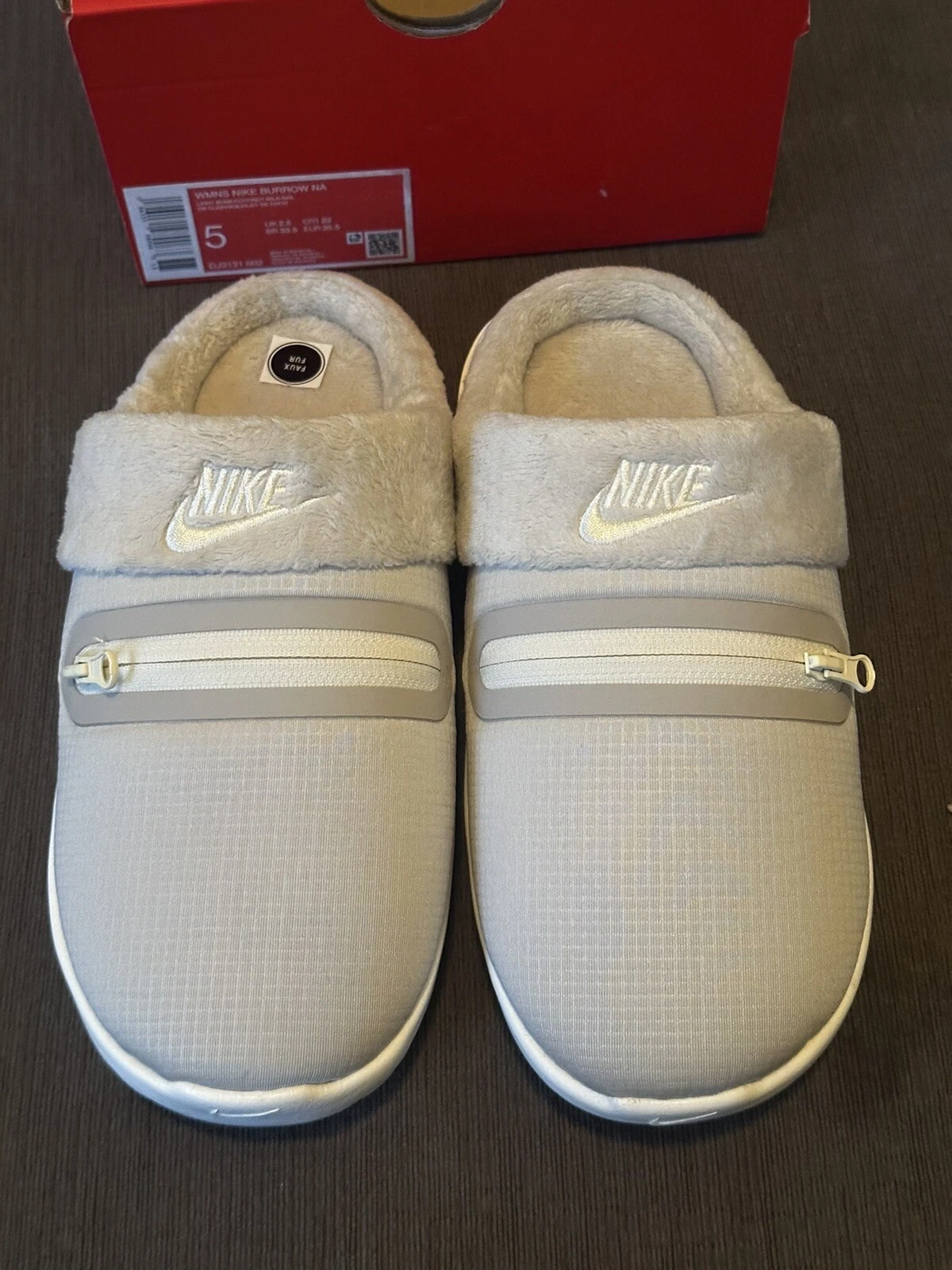 Nike Burrow NA pantofole slip on pile DJ3131 002 donna taglia 5 bianco sporco beige