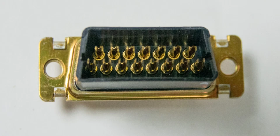 NEW 15 Pin ITT Cannon D-Sub Female IDC Connector 22-24 DASPA-15S Many Available - Image 3 of 4