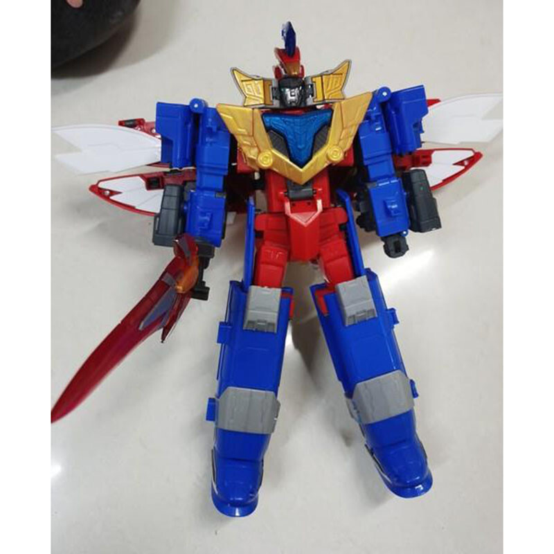 Giant Savers Railway Vanguard Heatwave Saver Transformation Robot