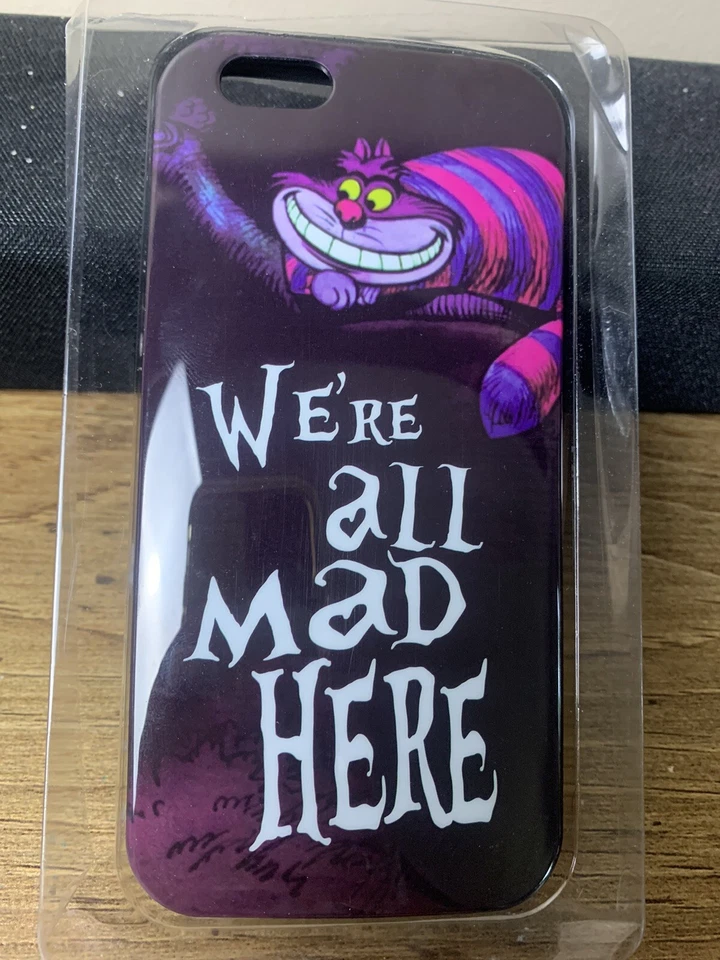 Capa telefone silicone macia Loungefly Alice no País das Maravilhas “We’re All Mad Here” - Imagem 4 de 4