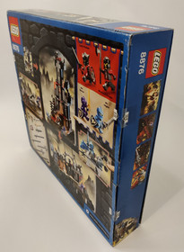 LEGO Knights Kingdom 8876 Scorpion Prison Cave / Scorpion Prison Cave NEW MISB