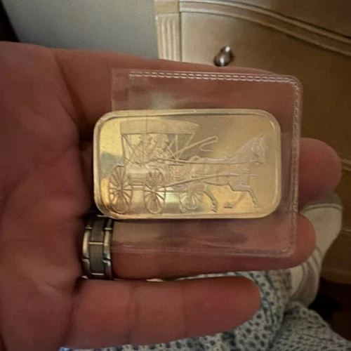 SilverTowne 1 oz .999 Fine Silver Bar Horse Carriage Design Winchester Indiana