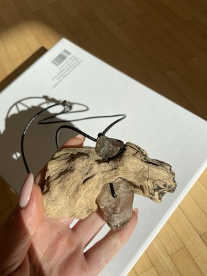 Driftwood crystal necklace Regina Dabdab