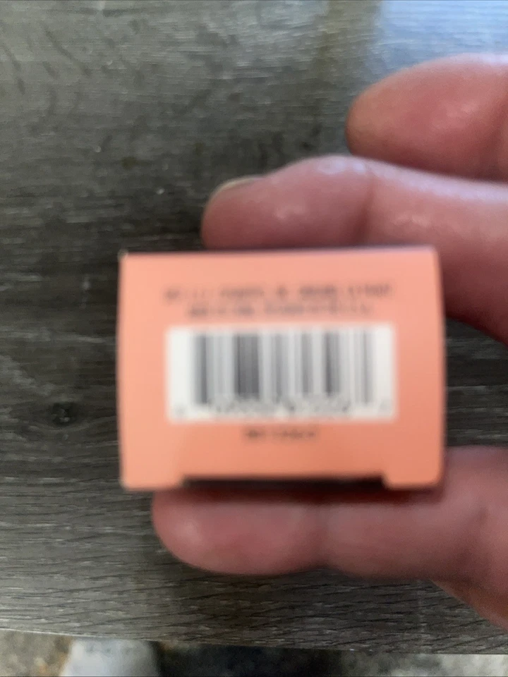 Set of 2 elf monochromatic multi sticks 1 luminous berry, 1 glistening peach NIB - Image 3 of 4