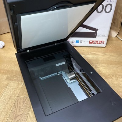 EPSON Colorio GT-X900 Film Scanner High Performance Flatbed  
