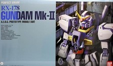 BAN1106047 Bandai PG Gundam Mk-II (AEUG) Z Gu...