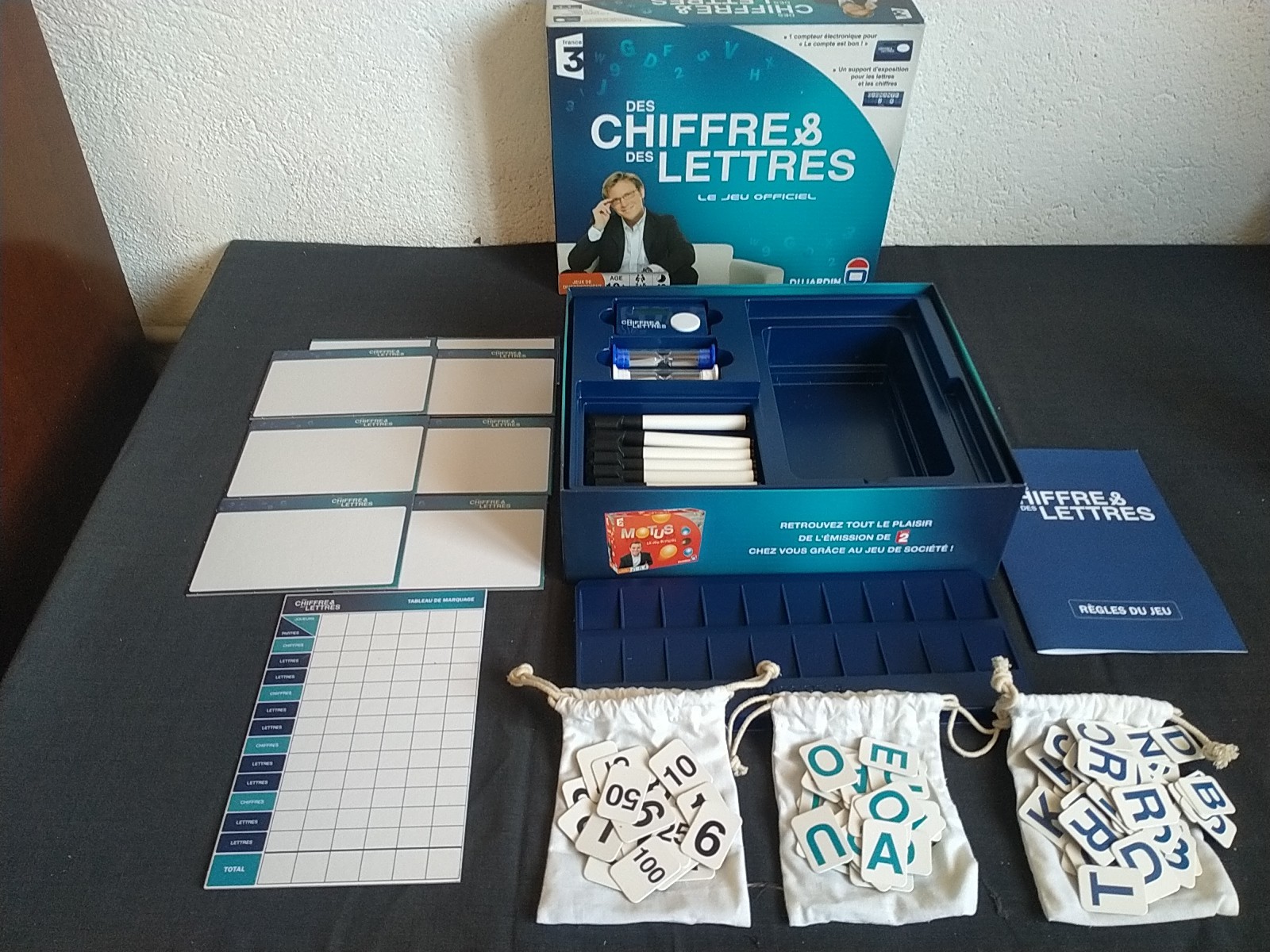 Jeu de société complet DES CHIFFRES ET DES LETTRES Excellent État Liv Offerte