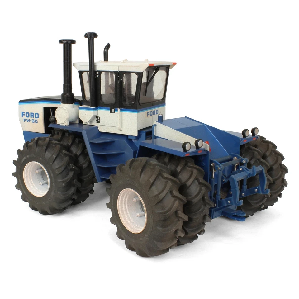 Unidad de persecución de polvo de trabajo de campo ERTL 1/16 Ford FW-30 4x4 con dobles, 16478-campo-polvo Foto 4 de 4