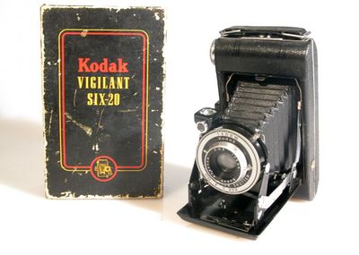 Camara Fotográfica De Fuelle Antigua Kodak Vigilant Six-20