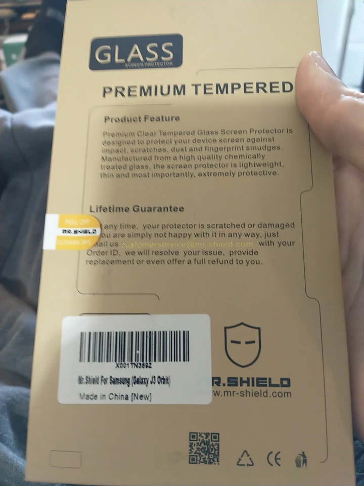 Protector de pantalla templado Mr Shield para Samsung Galaxy J3 paquete de 2 Foto 2 de 2