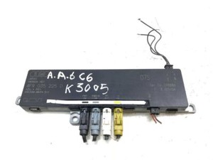 Audi A6 S6 C6 4F 2006 Antennenverstärker Signalverstärker 4f9035225d MDV24785