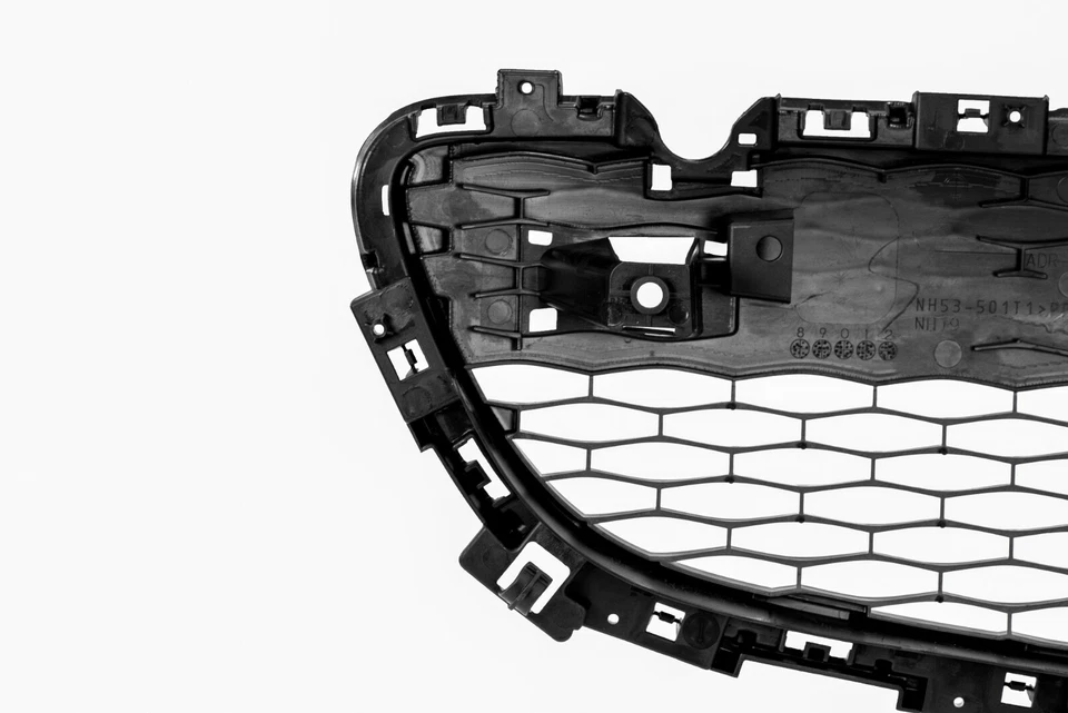 Parachoques delantero Mazda Miata 2009-2014 rejilla radiador inserción de malla OEM NH19-50-1T1C Foto 3 de 4