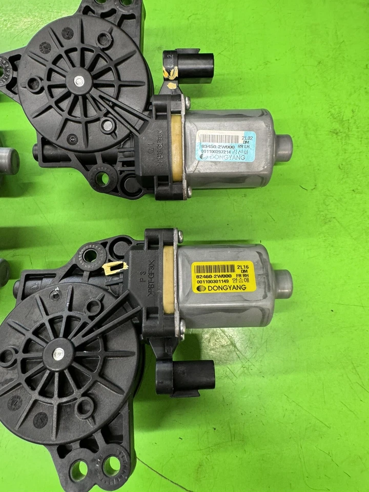 2013-2016 HYUNDAI SANTA FE GENUINE WINDOW MOTORS SET OF ALL 4 DOORS OEM - Image 3 of 4