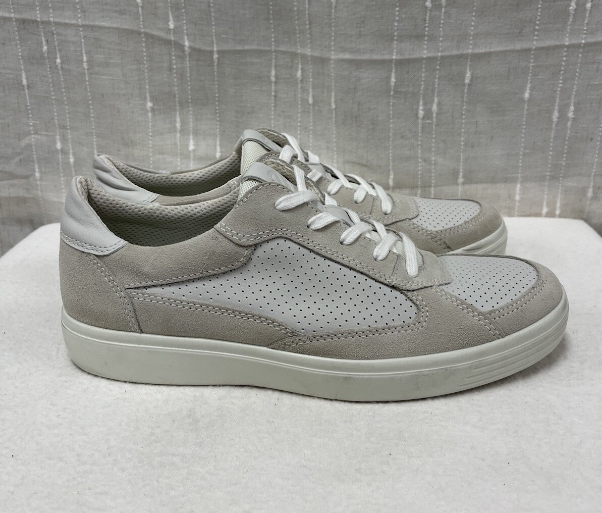 ecco soft retro