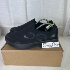 Oofos OOMG EEZEE Mens Size 10.5 Black Slip On Recovery Comfort Shoes New!