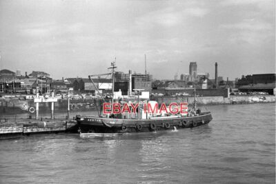 FOTO MERSEY DOCKS & HAFEN ANLAGE HYDROGRAPHISCHES VERMESSUNGSSCHIFF ''AESTUS'' 1969