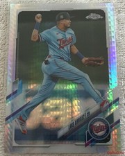2021 Topps Chrome LUIS ARRAEZ #124 Prism Refractor Parallel Minnesota Twins