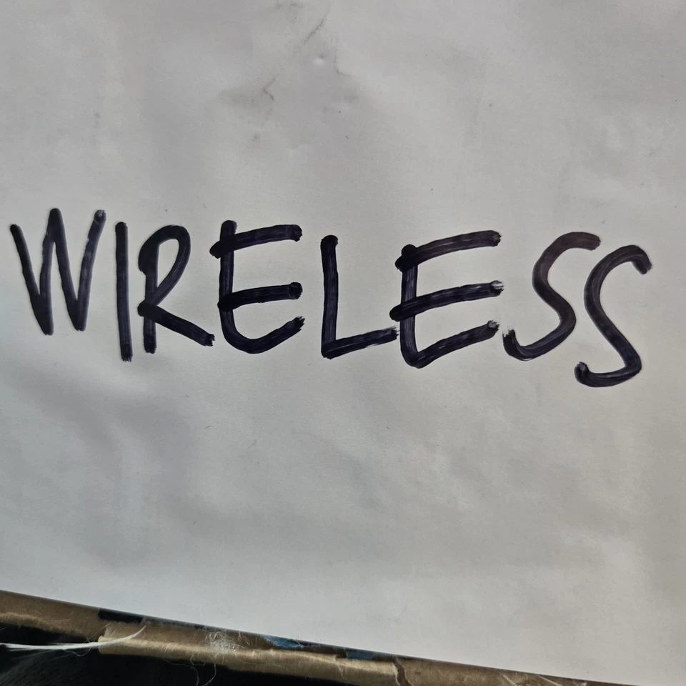 Warners Women Bra 38B White Striped T Shirt Wireless Strap Adjustable - Image 3 of 4