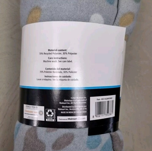 Mainstays 50” x 60” Fleece Throw PAW PRINT Blanket Lightweight Soft Comfortable - Picture 3 of 3