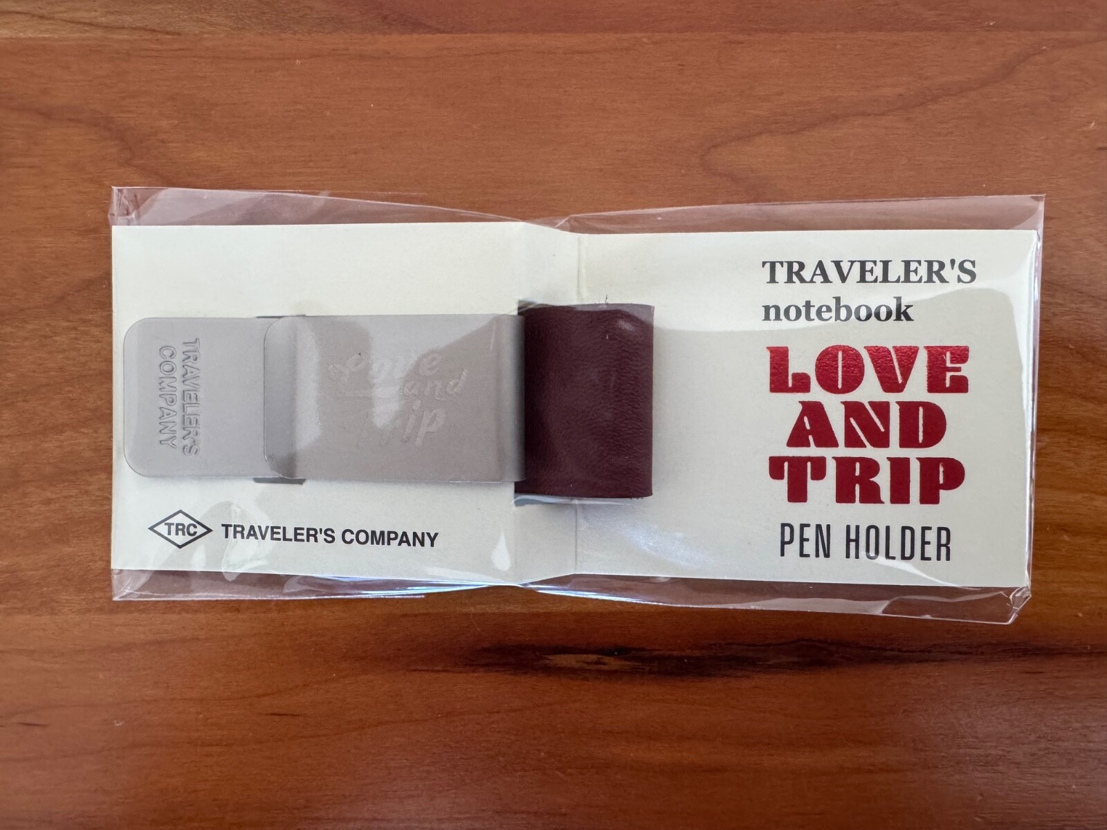 Traveler’s Company: Love and Trip Pen Holder