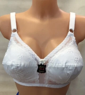 NO-NAME 2xStück BH ohne Bügel ohne Fütter günstiger Preis mit Sticken Super schöne Form!