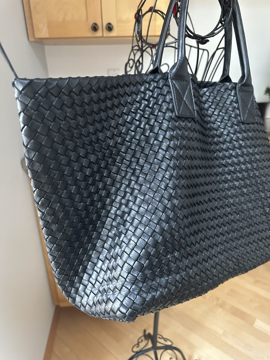 Bottega Veneta Cabat Leather Tote Handbag Intrecciato Nappa