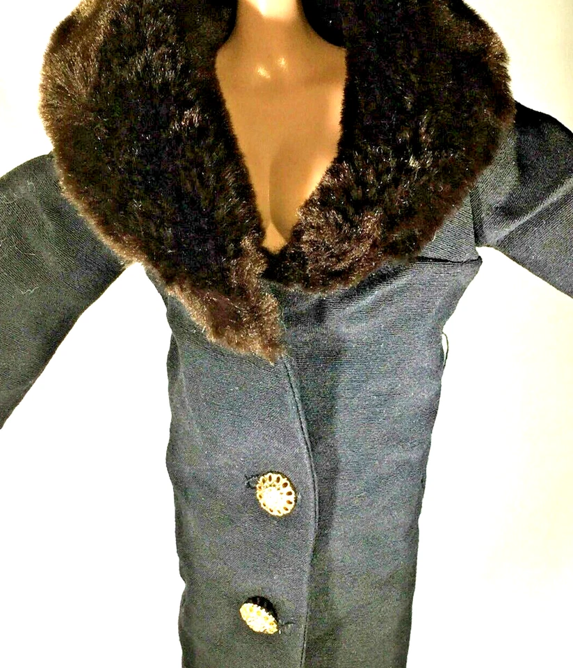 Accesorios Madame Alexander COCO... ARMARIO DE VIAJE DEFINITIVO SIN USAR, EN CAJA 1998 SIN USAR, EN CAJA Foto 3 de 4