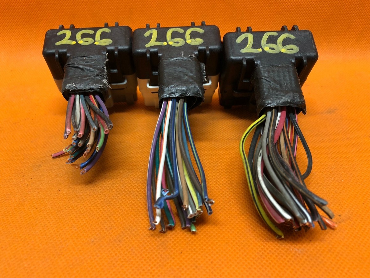 96 JEEP GRAND CHEROKEE 4.0 ECM PCM WIRING HARNESS PLUGS CONNECTORS