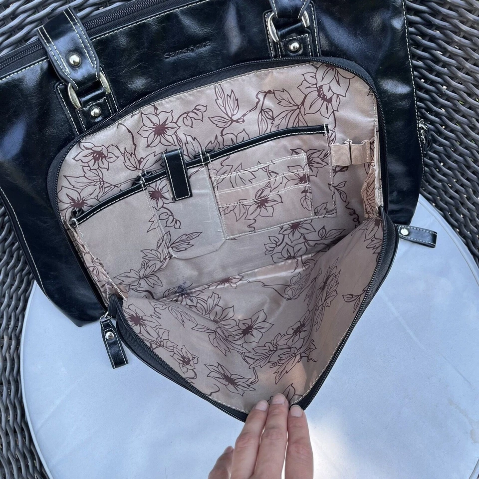 "Bolso de viaje SAMSONITE de cuero vegano con puntada blanca para computadora portátil - hasta 17,5""" Foto 4 de 4