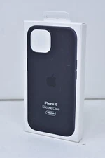 Apple Silicone Case w/ MagSafe for Apple iPhone 15 - Black MT0J3ZM/A NEW SEALED