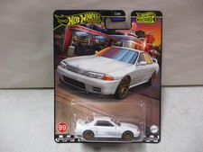 Hot Wheels Premium Boulevard Nissan Skyline GT-R BNR32