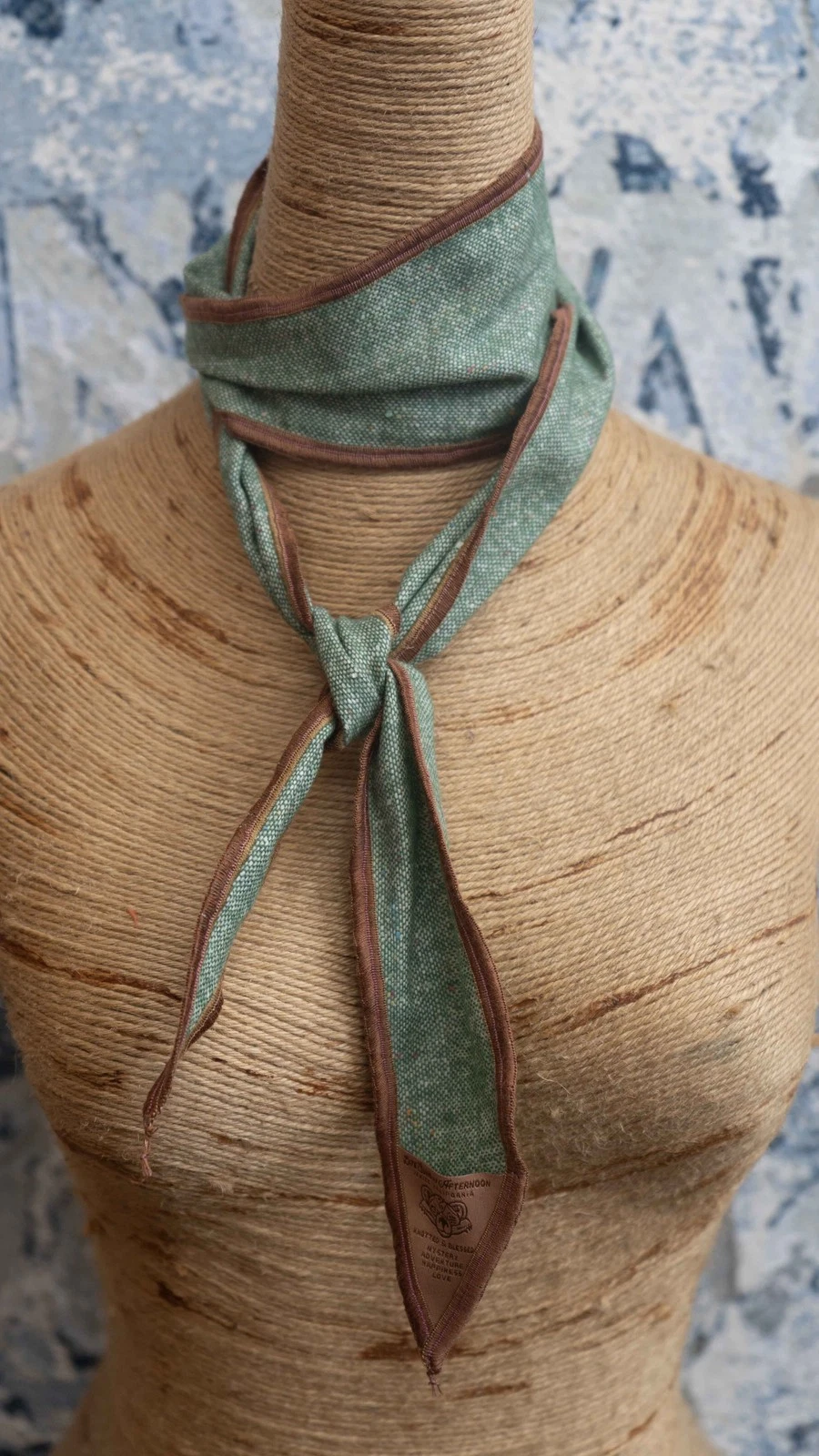 1940s Masters Neck Scarf
Opens in a new window or tab
