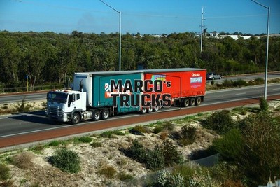 LKW Foto Scania Planensattelzug Australien weiß BUNNINGS warehouse, KERW #g9ak