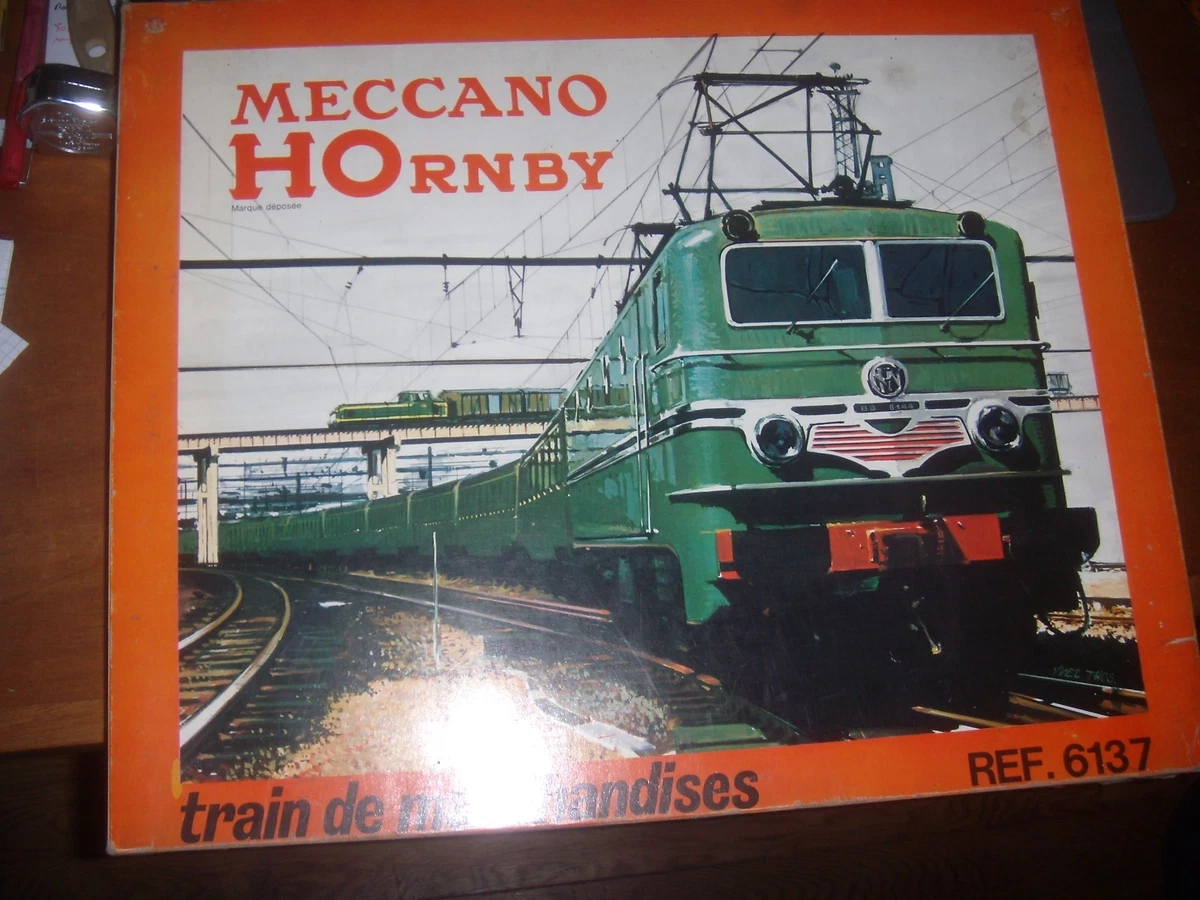 Fourgon SNCF FINDUS HO Hornby 7131 - Échelle HO - Excellent État