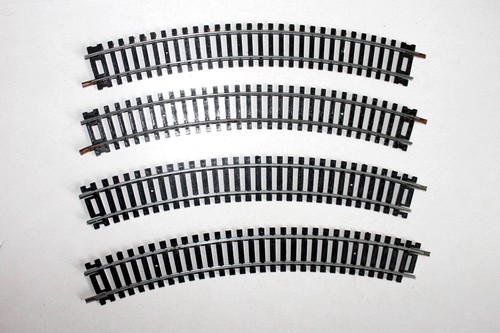Lot de Rails droits courbes LIMA Made in Italy pour Train HO
