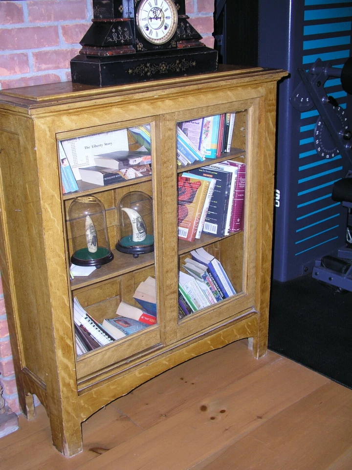 Librería antigua cofre armario 2 puertas correderas de campo pintada en grano siglo XIX Foto 4 de 4