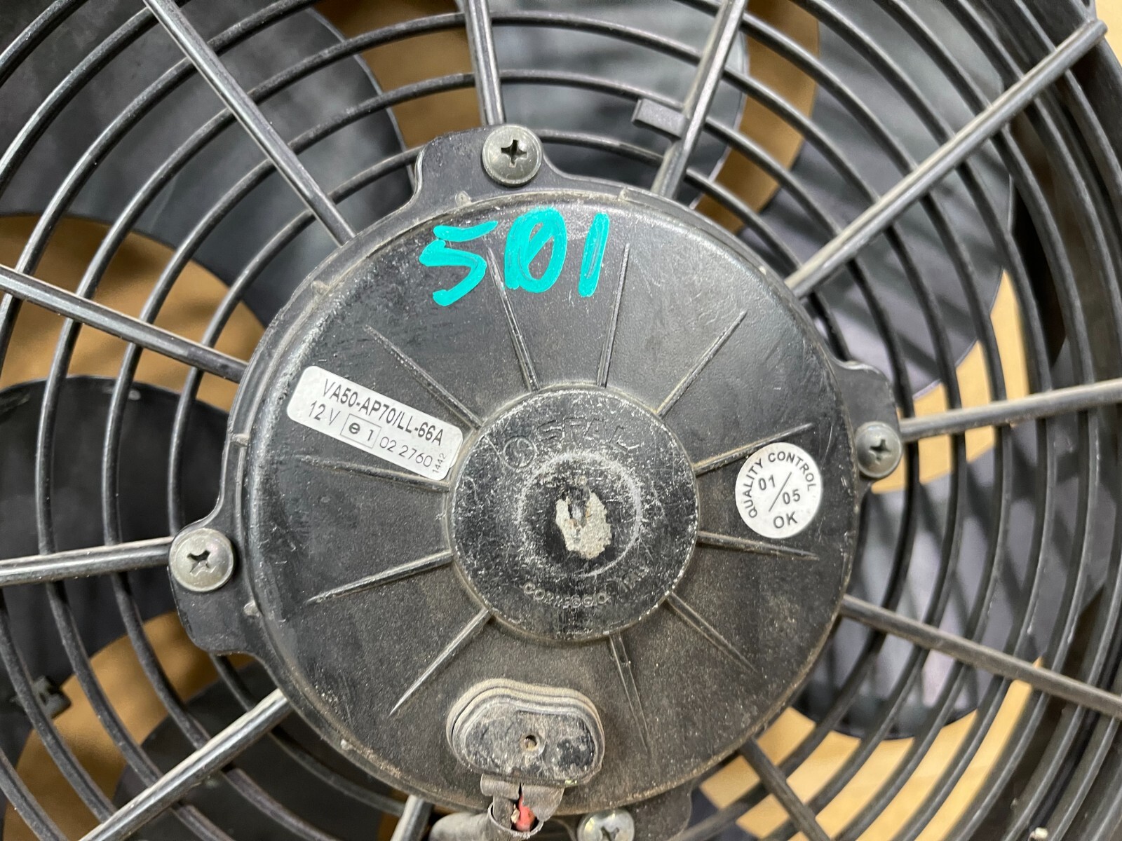 05-08 MASERATI QUATTROPORTE M139 RADIATOR ENGINE COOLING FAN LOT501 OEM