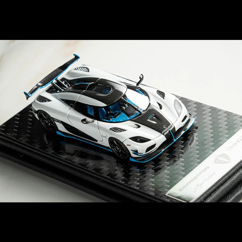 Frontiart 1:64 Scale Koenigsegg AGERA RS1 White Resin Car