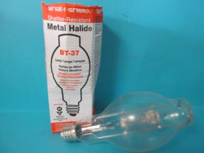 LOT OF 2 BT37 SHAT-R-SHIELD METAL HALIDE LAMP SHATTER PROOF METALARC 360W M165/O
