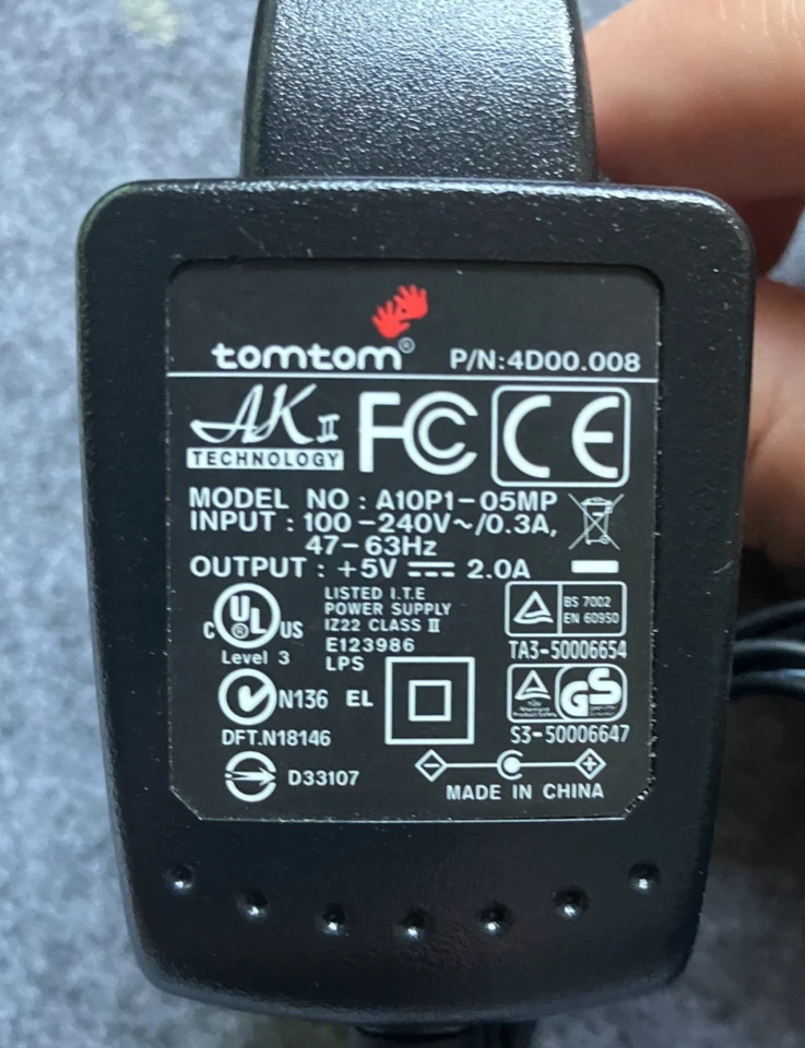 tomtom Netzteil A10P1-05MP 5V 2A