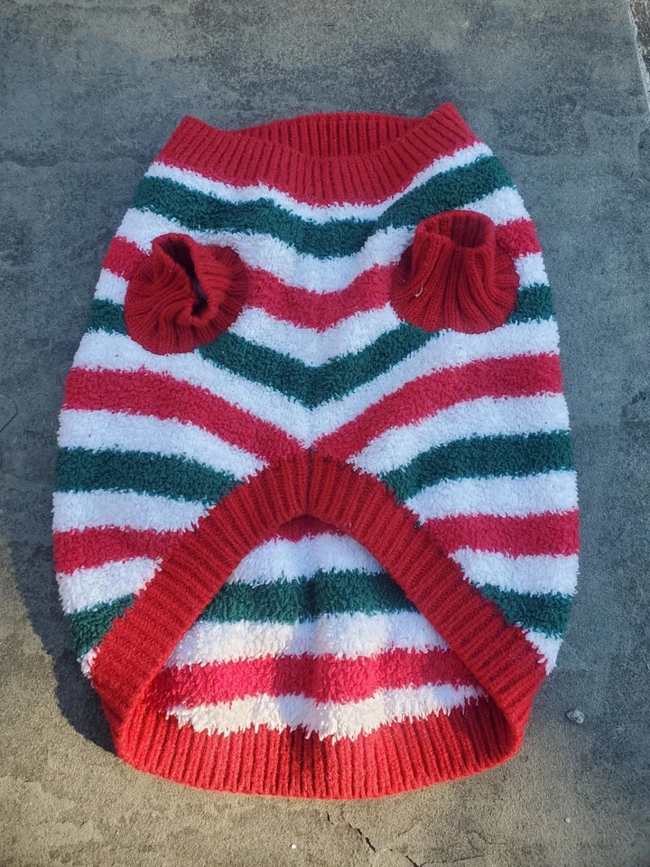 Old Navy Cozy-Knit Patterned Sweater for Dogs/Cats  Size Small - Image 4 of 4