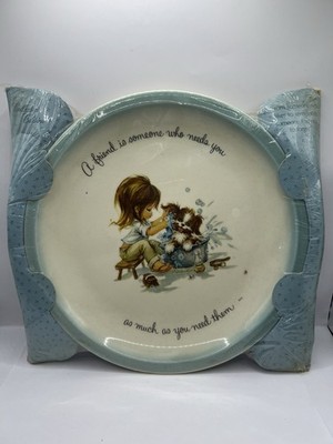 Vintage Gigi Plate American ,  A Friend is Someone Who Needs. Brend New.